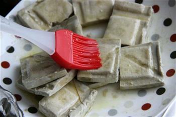 香炸臭豆腐付蘸料做法的做法步骤2