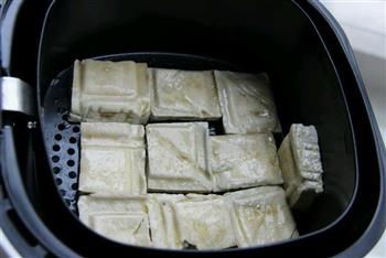 香炸臭豆腐付蘸料做法的做法步骤3