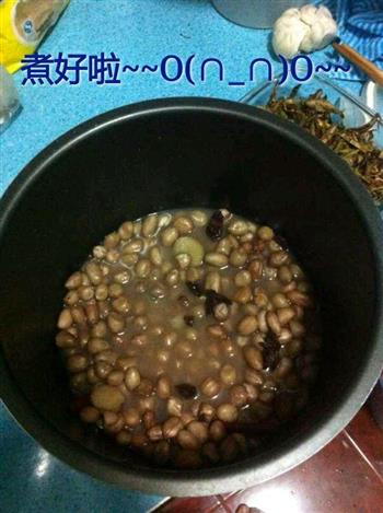 空气炸锅版五香花生米的做法步骤2