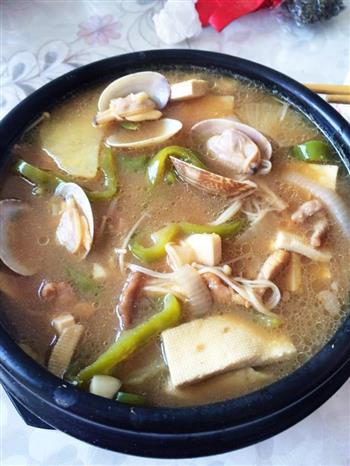 韩式海鲜大酱汤的做法图解9