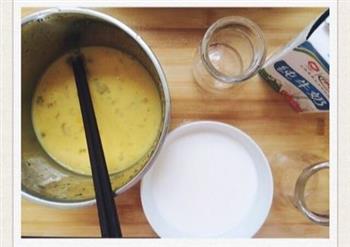 鸡蛋牛奶布丁的做法步骤3