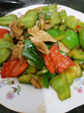家常菜青椒炒肉片的做法步骤4