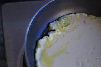 牛奶煎饼，有妈妈的味道的做法步骤6