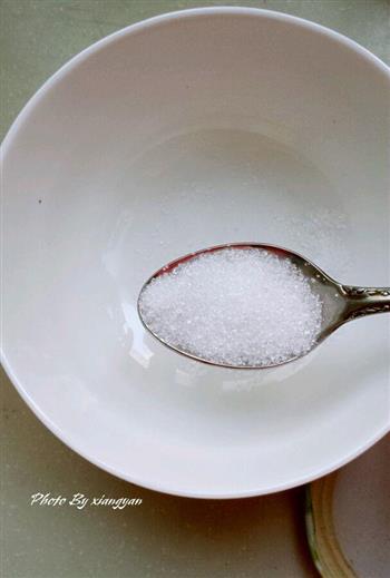 糖醋荷包蛋的做法步骤1