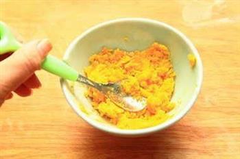 美味蛋黄焗南瓜全解的做法步骤4
