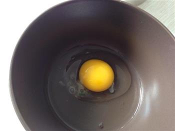 鸡蛋粥 简易营养早餐的做法步骤2