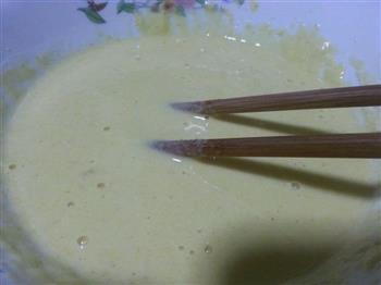 玉米鸡蛋饼的做法步骤1