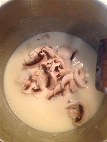 五分钟超正宗奶油蘑菇汤的做法步骤4