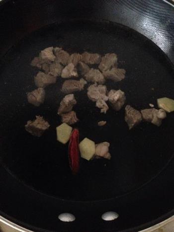 咖喱牛肉土豆的做法步骤2