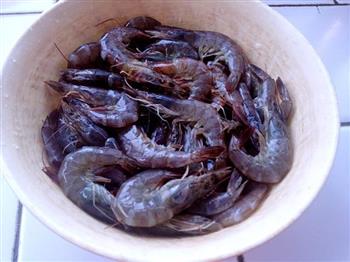 鱿鱼干锅虾的做法步骤1
