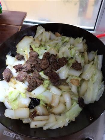 牛肉丸子烩大白菜的做法步骤9