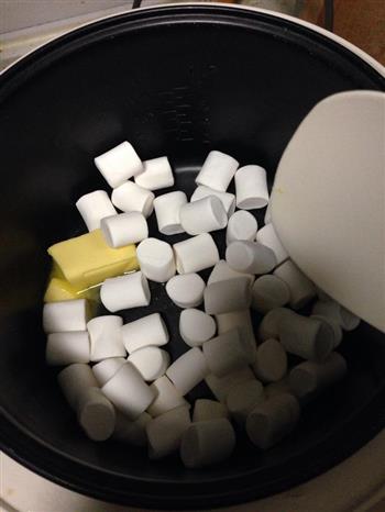 电饭煲牛乳糖的做法步骤2