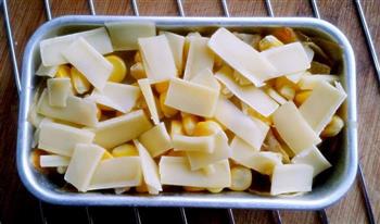 安佳马苏里拉奶酪烤土豆片的做法步骤3