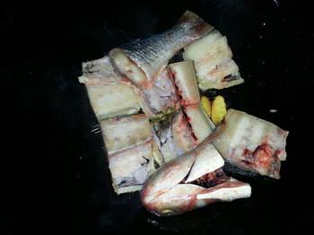 虱目鱼豆腐汤的做法步骤5