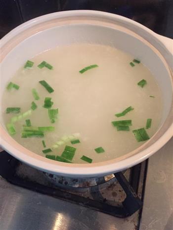 虾仁瘦肉蔬菜粥的做法步骤1