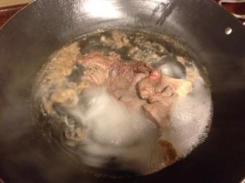 萝卜牛腩煲的做法步骤2