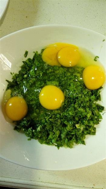 水炒莴笋叶鸡蛋的做法图解2