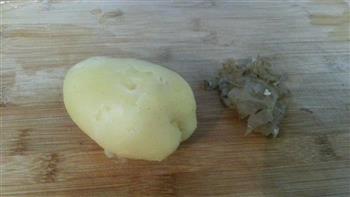 奶酪西兰花土豆浓汤的做法图解3