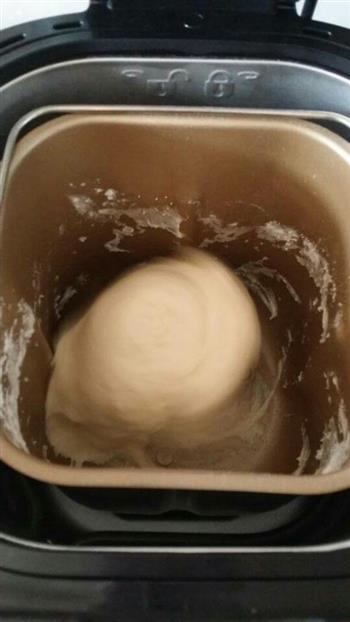 面包机制作软软面包—北海道手撕面包的做法步骤2