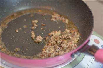 青椒牛肉炒饭的做法步骤3