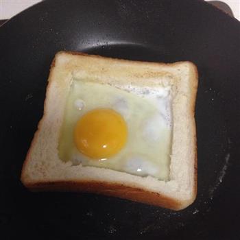 早餐鸡蛋吐司的做法步骤1