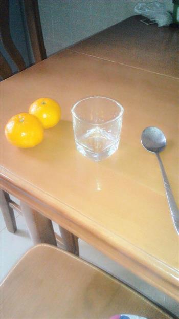 橘子汁的做法步骤1