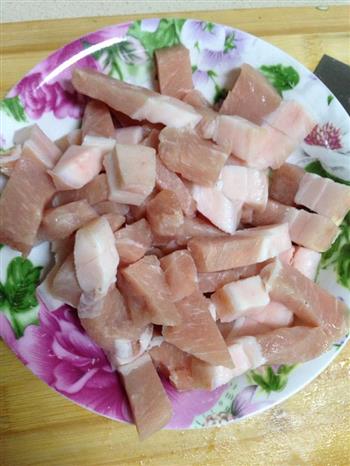 红烧肉炖土豆干 红焖肉的做法步骤2