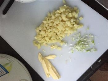 土豆泥拌饭的做法步骤1