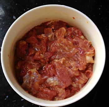 青菜猪肉汤粉的做法步骤1