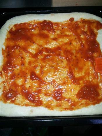 香肠培根披萨的做法图解2