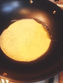 牛油果吞拿罗勒蛋卷的做法步骤9
