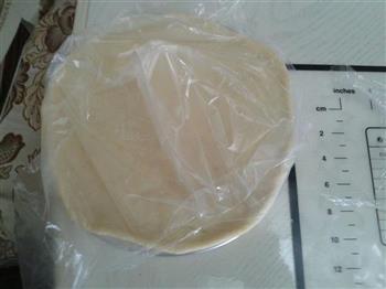 花朵辫子芝麻酱面包-10寸披萨烤盘的做法图解2