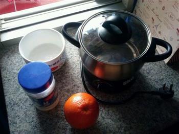 灰灰的盐蒸橙子的做法步骤1