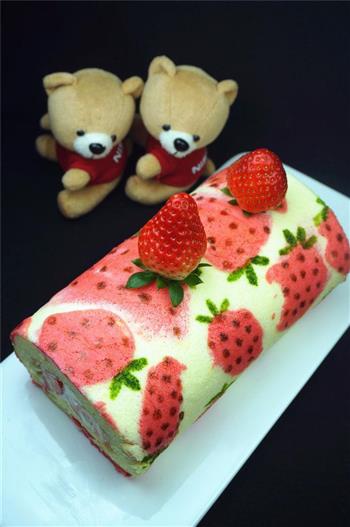 草莓彩绘蛋糕卷的做法步骤16