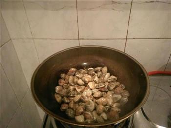 清炒花蛤的做法步骤4