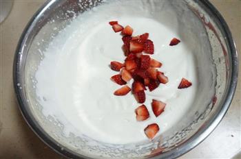 草莓慕斯蛋糕的做法步骤18