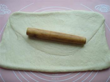 葱香肉松面包卷的做法步骤4