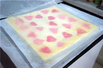 粉红爱心彩绘蛋糕卷—冬季暖身的做法步骤25