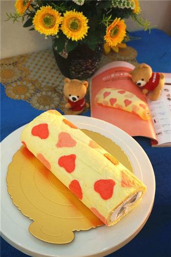 粉红爱心彩绘蛋糕卷—冬季暖身的做法步骤35