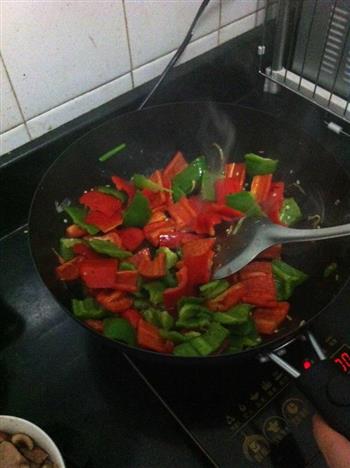 辣椒炒肉片的做法步骤3