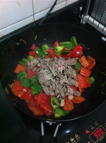 辣椒炒肉片的做法步骤4