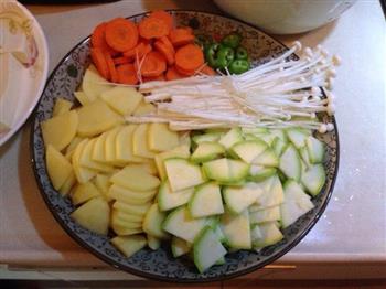 韩式大酱汤—牛肉版的做法步骤1