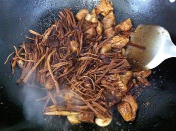菰米茶树菇红烧肉的做法步骤13