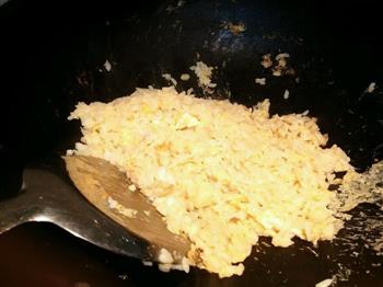 黄金培根蛋炒饭的做法图解3
