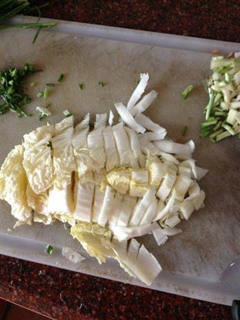 好吃又简单的大白菜炖豆泡的做法步骤1