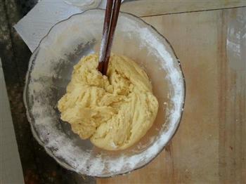 微波炉烤黄油奶香饼干的做法步骤4
