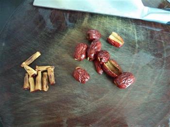 红枣瘦肉炖阿胶-冬季暖身的做法图解2