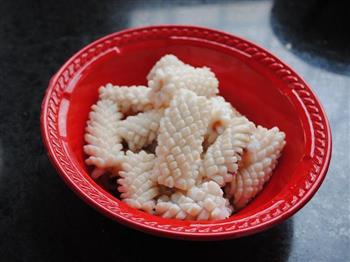 菰米祘苔炒鱿鱼的做法图解3