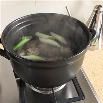 砂锅羊肉汤-冬季暖身的做法图解4