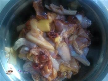 小鸡炖蘑菇-冬季暖身的做法图解4